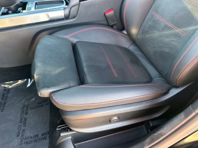 2025 Mercedes-Benz GLB 250