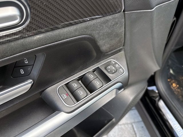 2023 Mercedes-Benz GLB 250