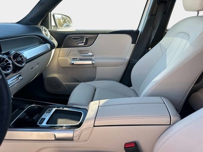 2025 Mercedes-Benz GLB 250