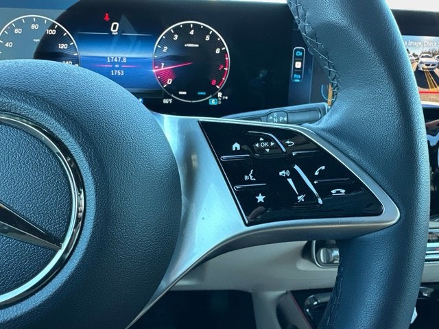 2025 Mercedes-Benz GLB 250