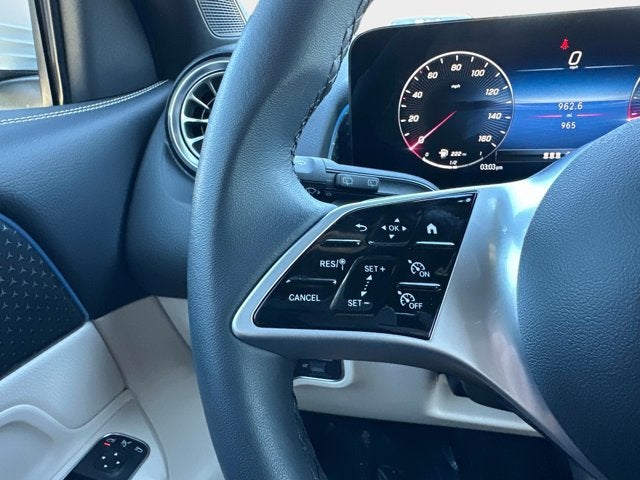 2025 Mercedes-Benz GLB 250