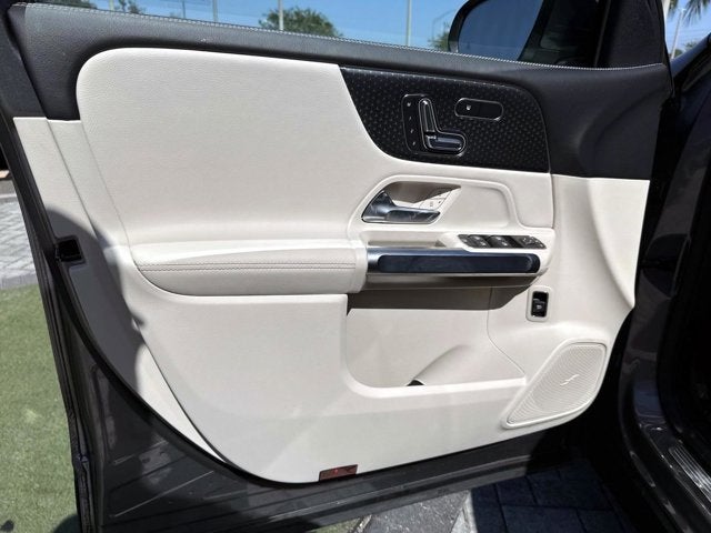 2026 Mercedes-Benz GLB 250