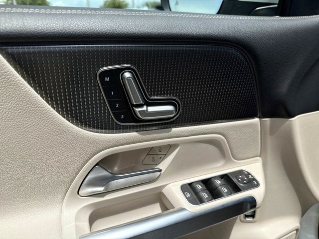 2021 Mercedes-Benz GLB 250