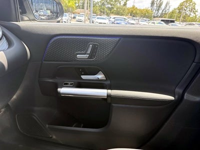 2025 Mercedes-Benz GLA 250