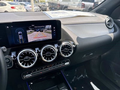 2025 Mercedes-Benz GLA 250