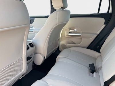 2025 Mercedes-Benz GLA 250