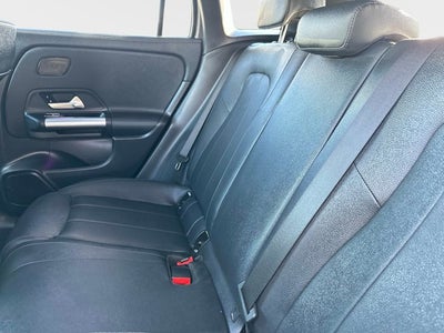 2025 Mercedes-Benz GLA 250