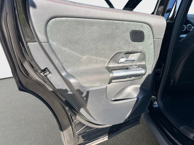 2025 Mercedes-Benz GLA 250