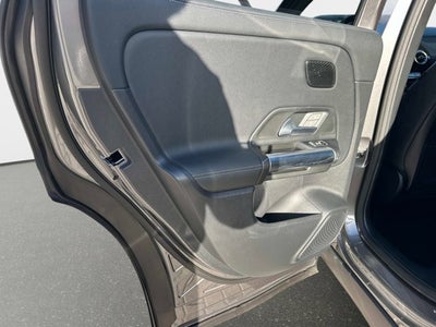 2025 Mercedes-Benz GLA 250