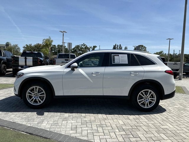 2025 Mercedes-Benz GLC 300