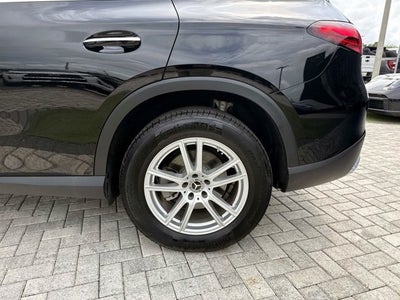 2025 Mercedes-Benz GLC 300