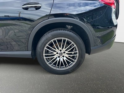 2025 Mercedes-Benz GLC 300