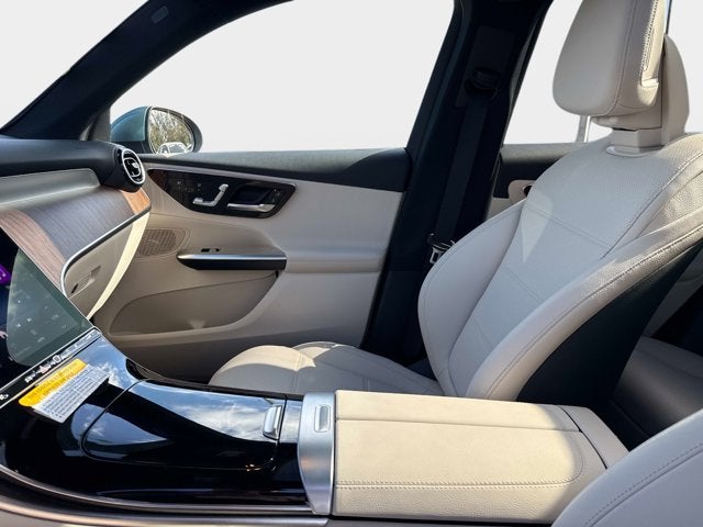 2026 Mercedes-Benz GLC 300