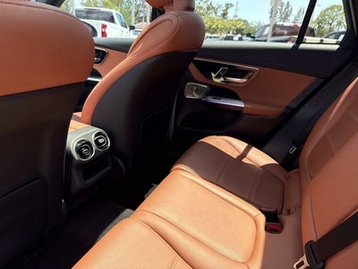 2023 Mercedes-Benz GLC 300