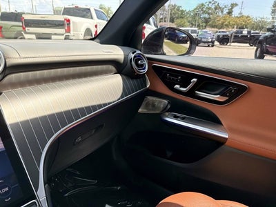 2023 Mercedes-Benz GLC 300