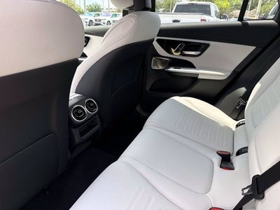 2026 Mercedes-Benz GLC 300