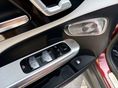 2026 Mercedes-Benz GLC 300