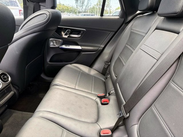 2023 Mercedes-Benz GLC 300