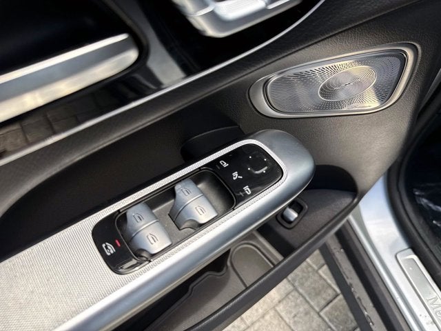 2023 Mercedes-Benz GLC 300