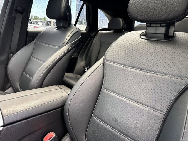 2023 Mercedes-Benz GLC 300