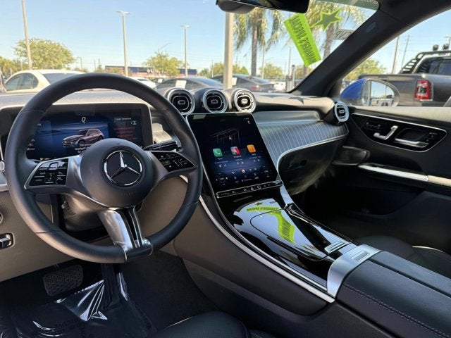 2025 Mercedes-Benz GLC 300