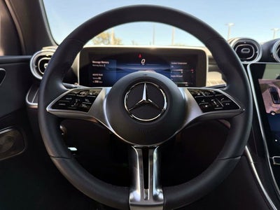 2025 Mercedes-Benz GLC 300