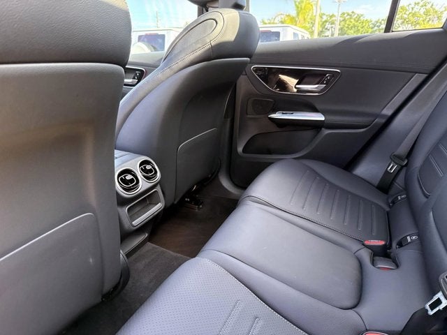 2026 Mercedes-Benz GLC 300