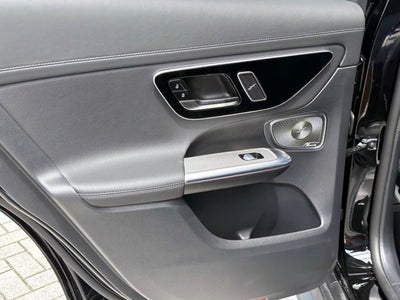 2026 Mercedes-Benz GLC 300