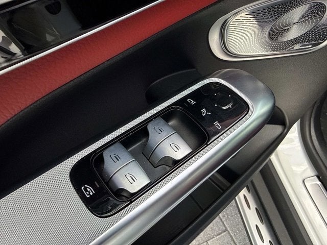 2023 Mercedes-Benz GLC 300
