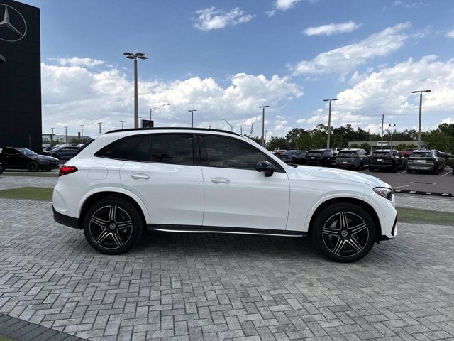 2023 Mercedes-Benz GLC 300