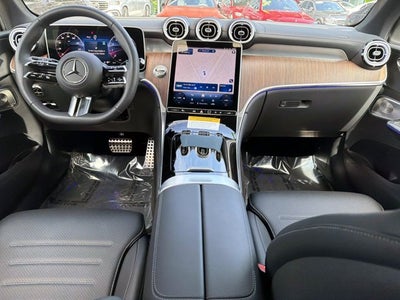 2026 Mercedes-Benz GLC 300
