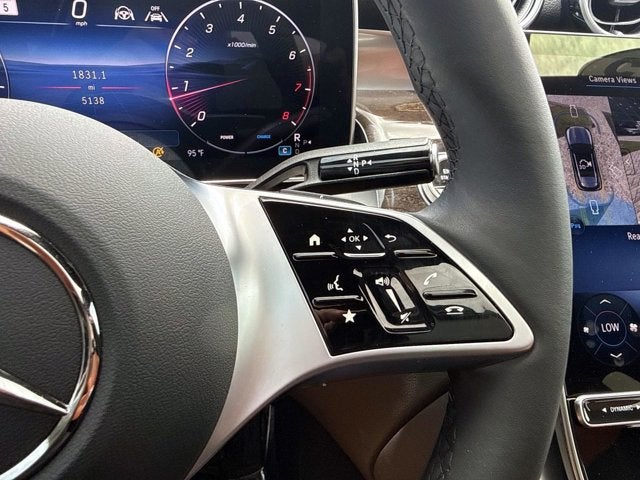 2025 Mercedes-Benz GLC 300