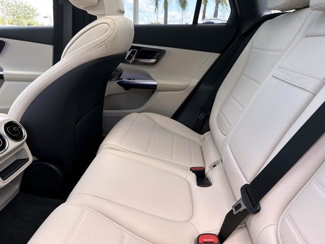 2026 Mercedes-Benz GLC 300