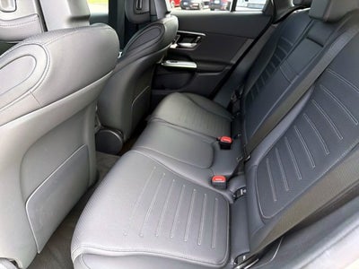 2026 Mercedes-Benz GLC 300