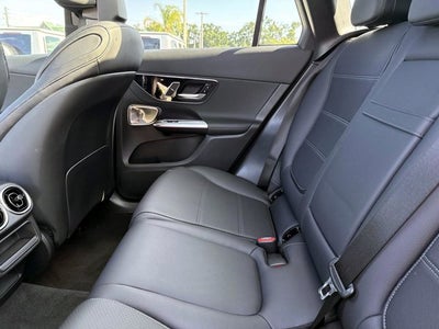 2026 Mercedes-Benz GLC 300