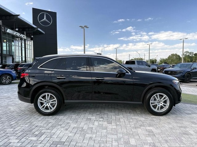 2026 Mercedes-Benz GLC 300