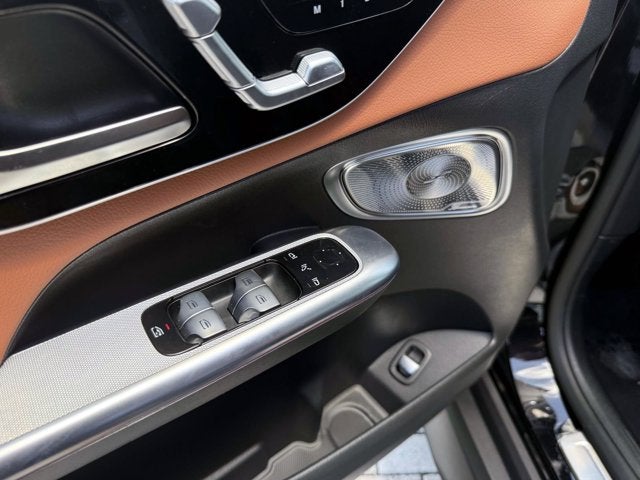 2026 Mercedes-Benz GLC 300