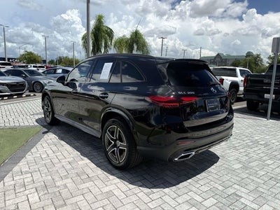 2026 Mercedes-Benz GLC 300