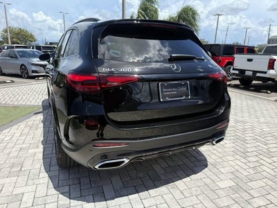 2026 Mercedes-Benz GLC 300