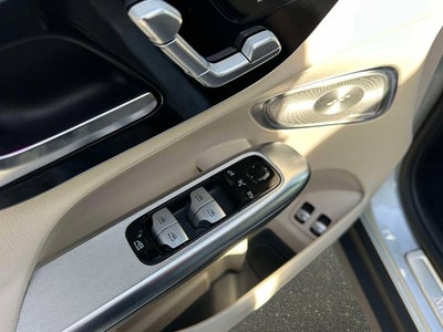 2025 Mercedes-Benz GLC 350e