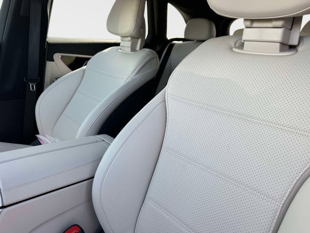 2025 Mercedes-Benz GLC 350e