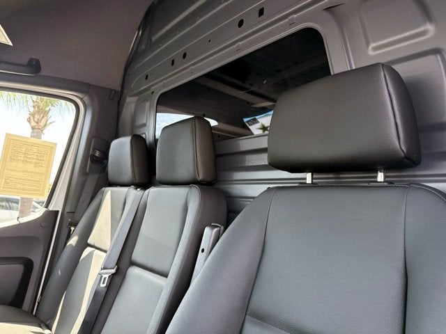 2026 Mercedes-Benz Sprinter 2500 Cargo 144 WB