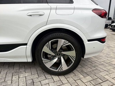 2025 Audi Q6 e-tron Prestige