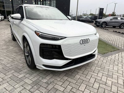 2025 Audi Q6 e-tron Prestige