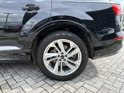 2024 Audi Q7 55 Premium Plus