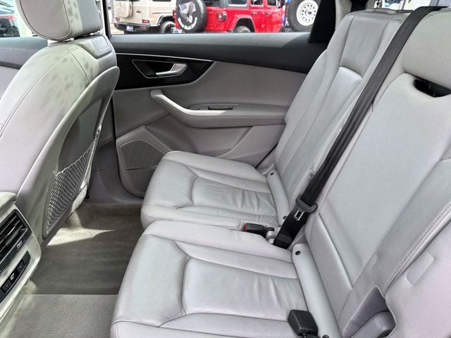 2024 Audi Q7 55 Premium Plus