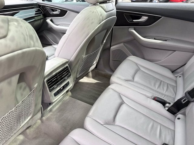 2024 Audi Q7 55 Premium Plus