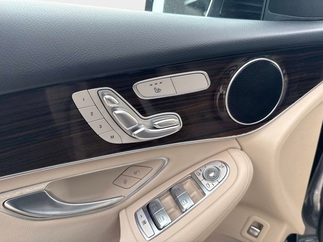 2020 Mercedes-Benz GLC 300