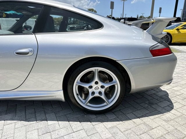 2004 Porsche 911 Carrera