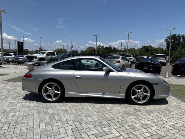 2004 Porsche 911 Carrera